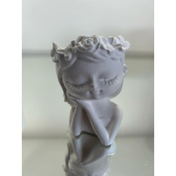 Κοπέλα Βαζάκι